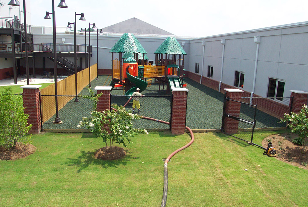 recycled rubber mulch