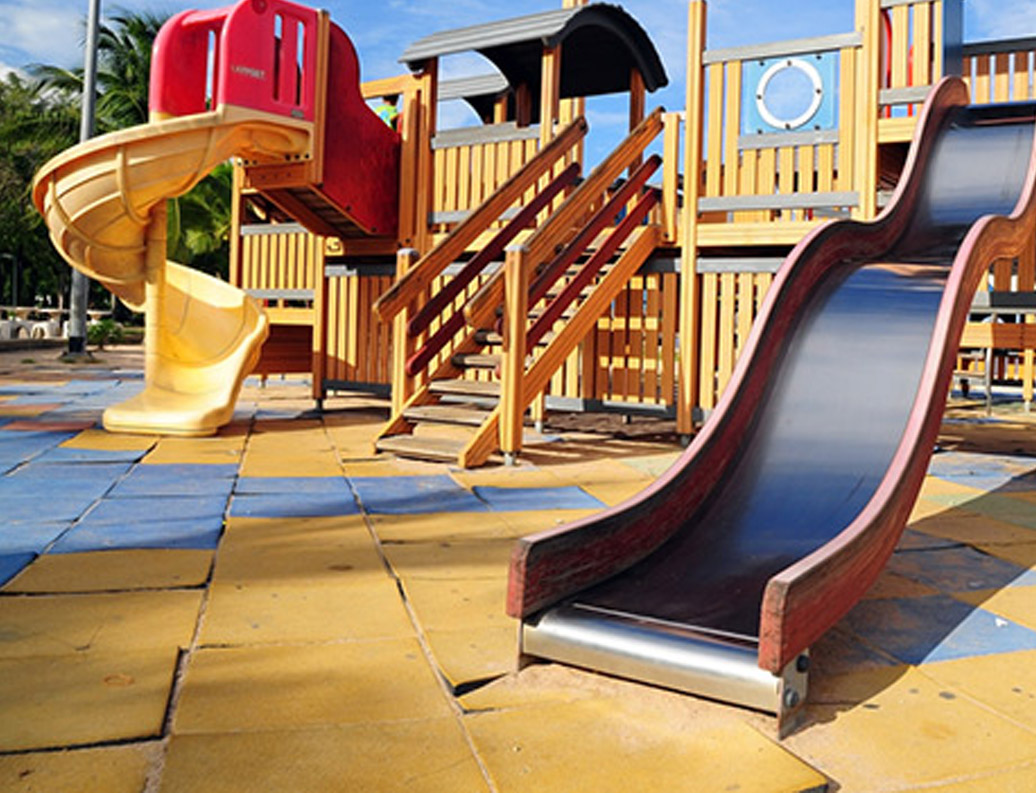 Warped Rubber Playground Tiles
